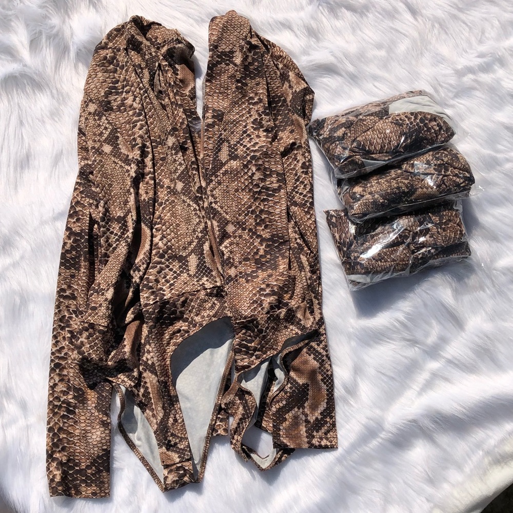 Zara deep v-neck cobra snake print body suit - Picture 7 of 7